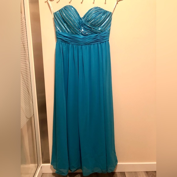 Dresses & Skirts - Grad/ Prom dress size 14